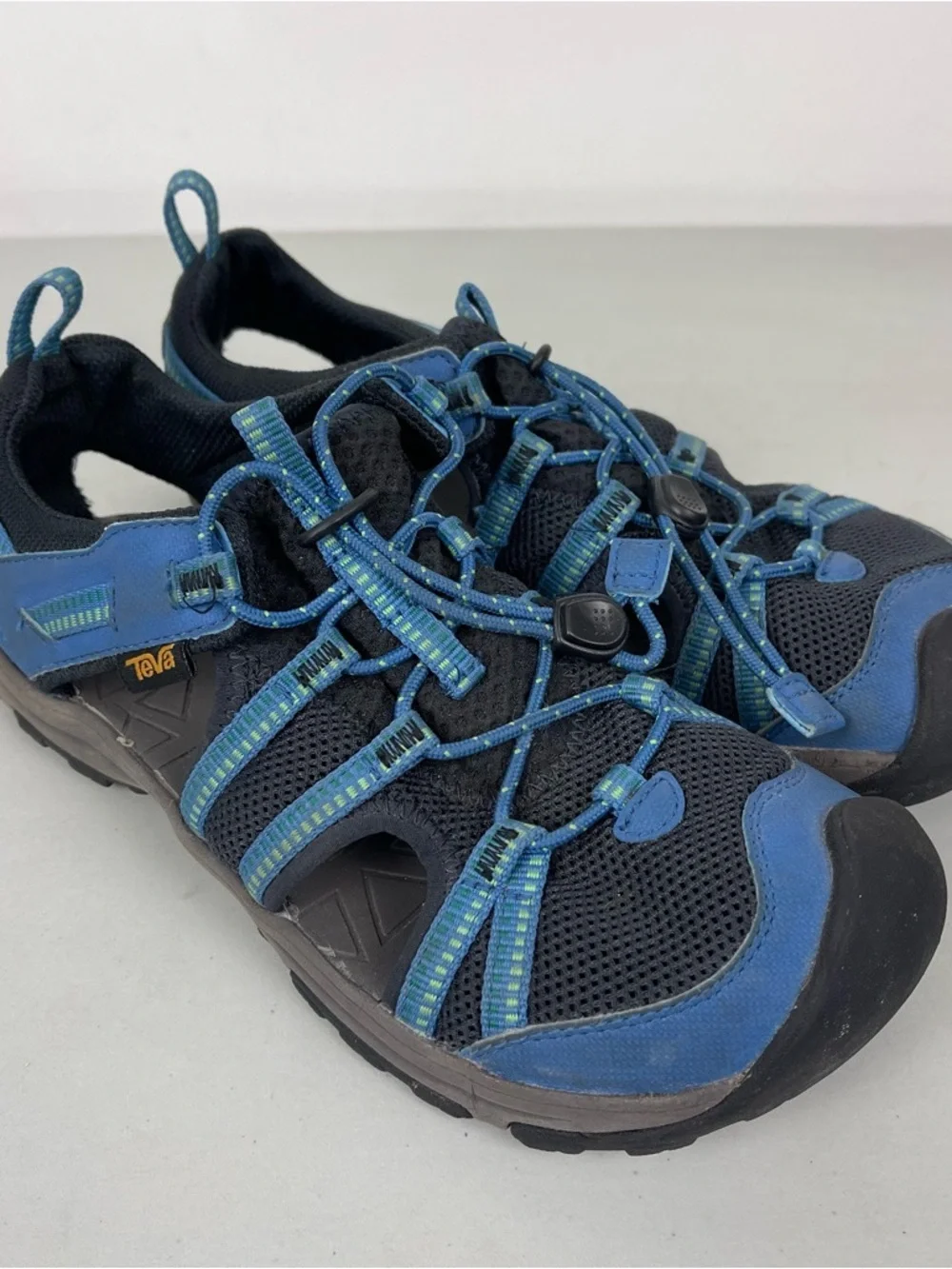 Teva Kids Manatee Hiking Sandals Blue Graphite Size 4 Outdoor Sport Water Shoes